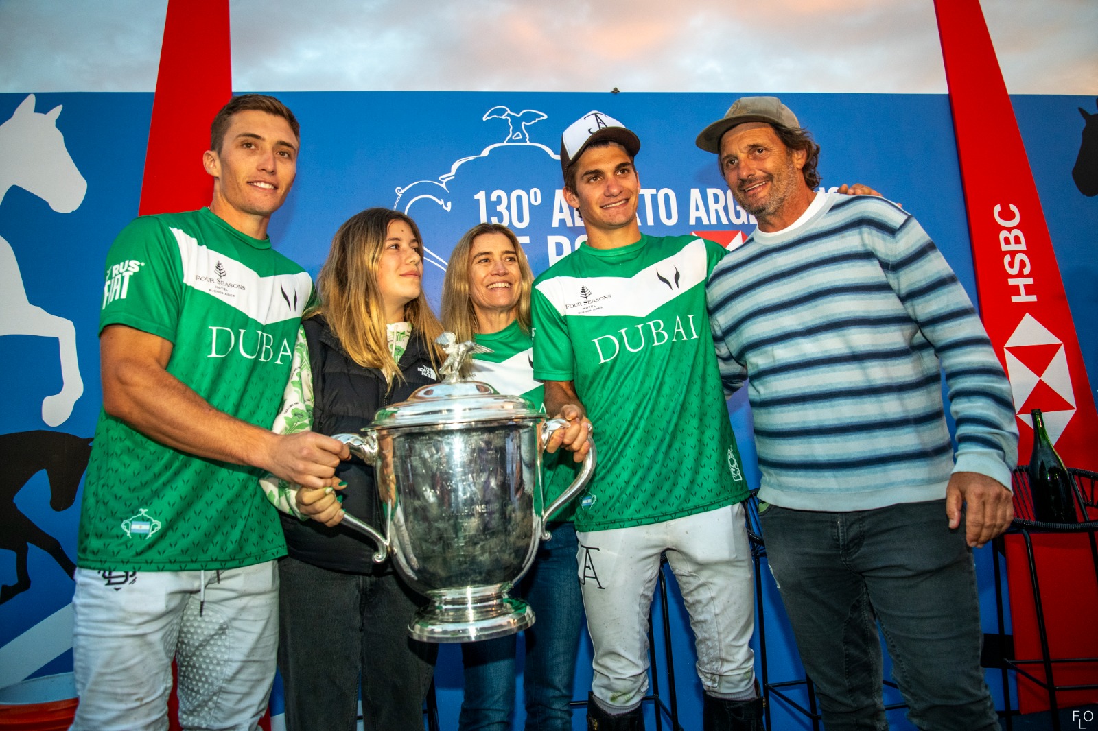 Lee más sobre el artículo Primero la Familia — Cómo La Natividad forma campeones de generación en generación